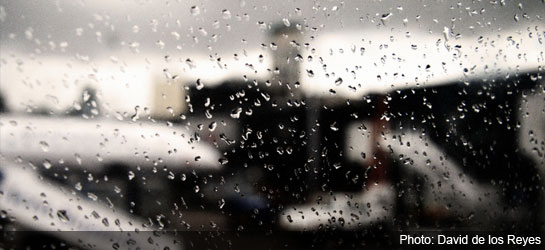 Colombia news - rain on Bogota airport