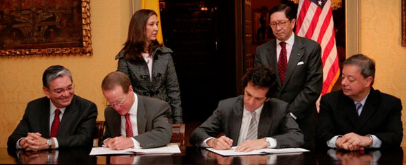Colombia news - pact signed