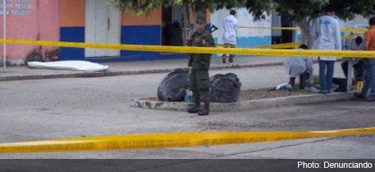 FARC kill police