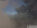 Nevada del Ruiz erupts